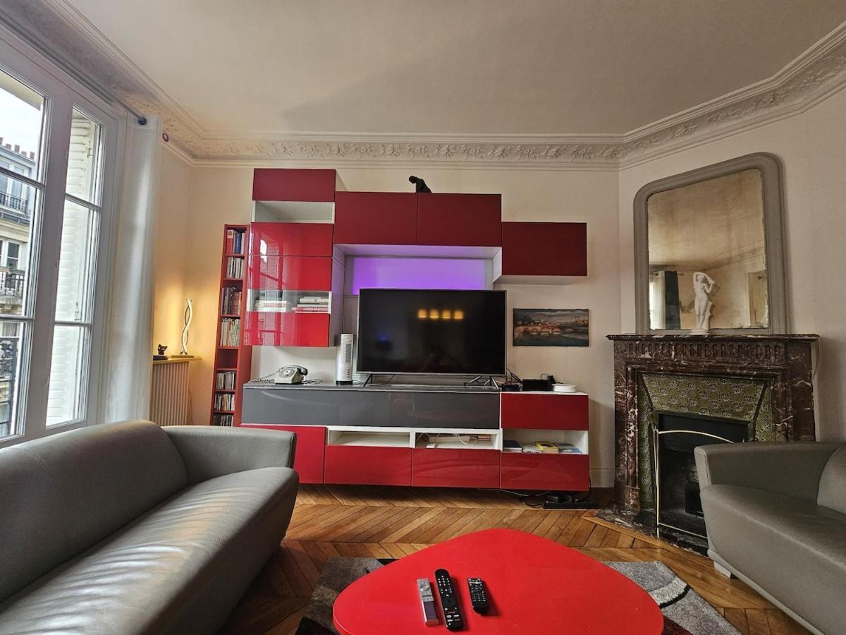 Montmartre Beautiful 67 M2 With Gym & Balcony Appartement *