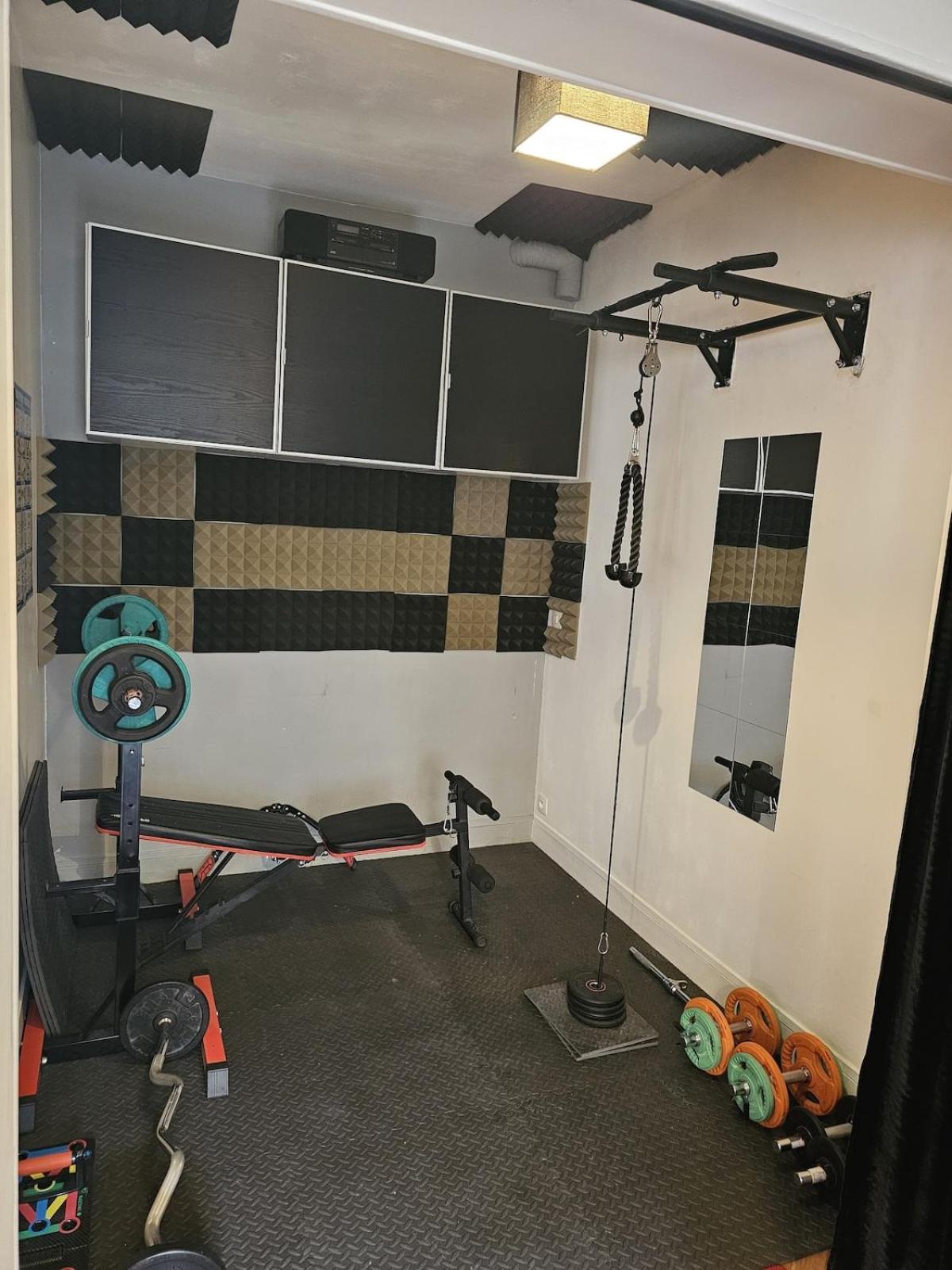 Appartement Montmartre Beautiful 67 M2 With Gym & Balcony