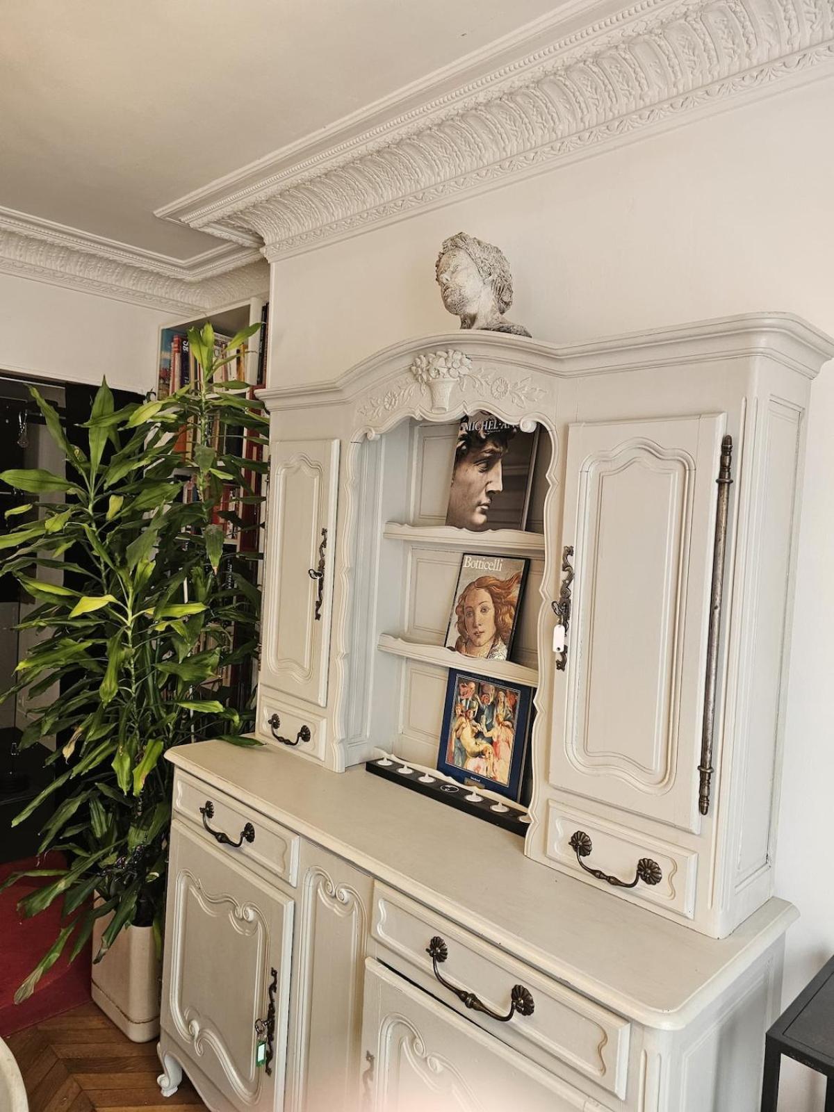 Montmartre Beautiful 67 M2 With Gym & Balcony Appartement